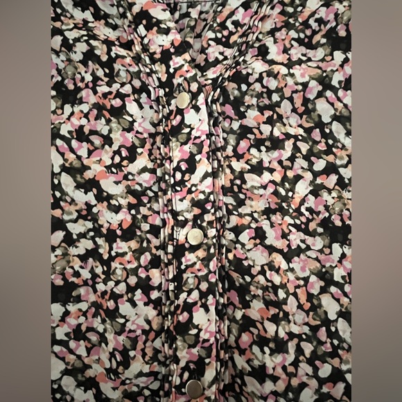 Apt. 9 Black/Pink/White Floral V-neck Tank - EUC - Picture 5 of 14